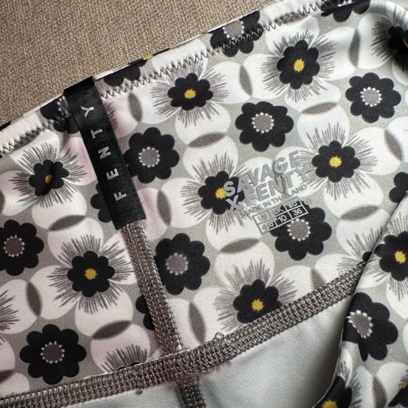 Savage X Fenty shorts - Picture 5 of 5